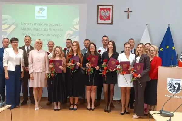 12 nauczycieli z powiatu świeckiego otrzymało awans zawodowy
