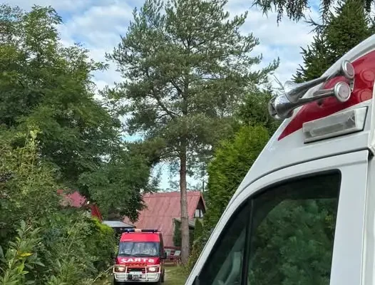 Tleń: interwencja OSP Osie i ZRM przy ul. Dębowej