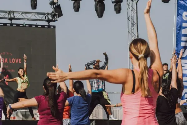 Wakacyjna Zumba w GOK Osie – dziś o 17:30, wstęp wolny