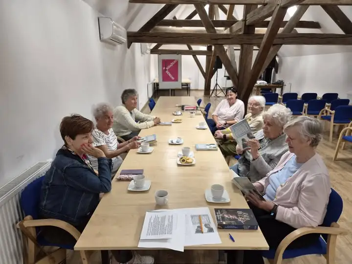 Dyskusyjny Klub Książki w Nowem ocenił biografię ks. Jana Kaczkowskiego na 9,75/10