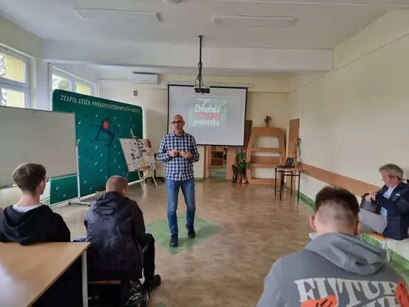 Prelekcja o Zbrodni Pomorskiej 1939 – Mirosław Sprenger z IPN w Bydgoszczy